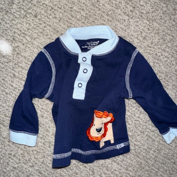 welcome to the world Other - Blue Long Sleeve Tee with Fox Appliqué